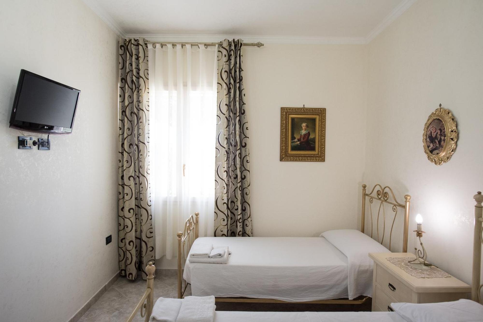 Alloggio In Villa Cristina B&B Gallipoli Bagian luar foto