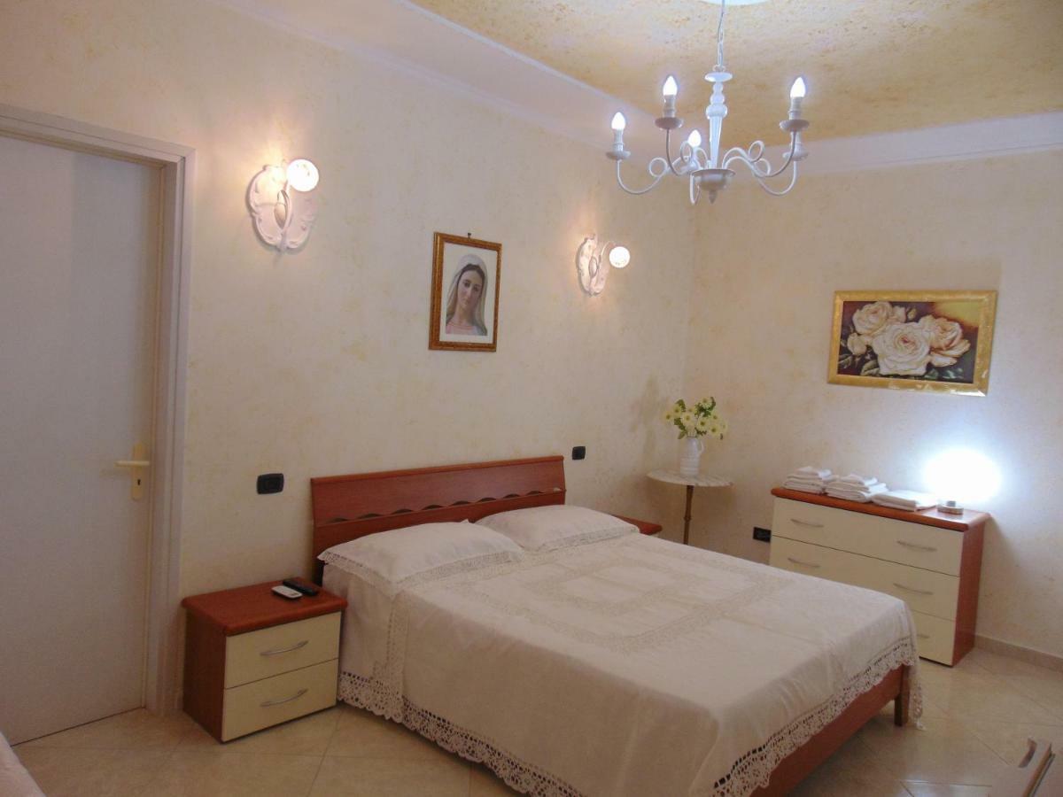 Alloggio In Villa Cristina B&B Gallipoli Bagian luar foto