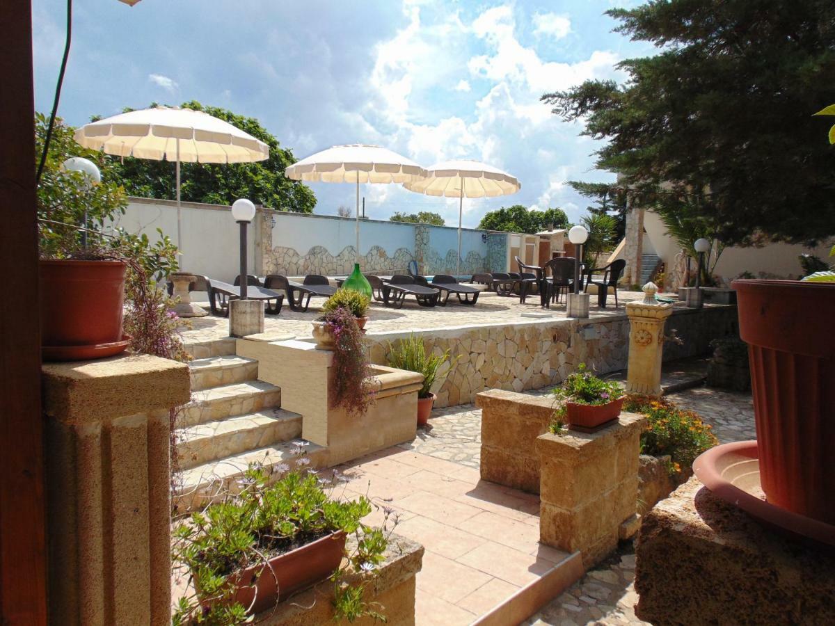 Alloggio In Villa Cristina B&B Gallipoli Bagian luar foto